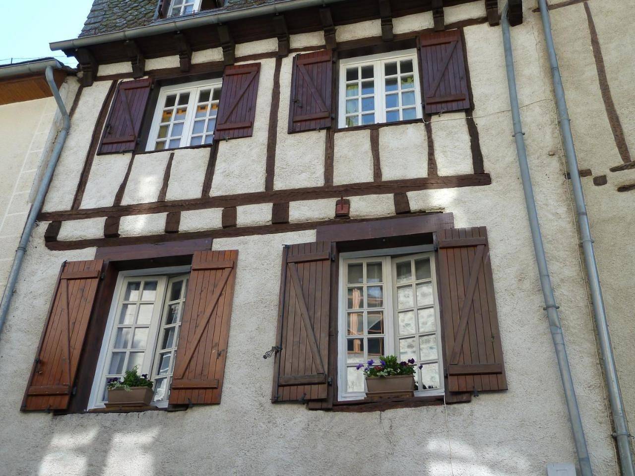 Appartement entier, L'Oustal du Sentier in Mur-de-Barrez, Aveyron
