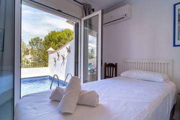 Villa voor 8 Personen in Nerja, Costa del Sol, Afbeelding 3