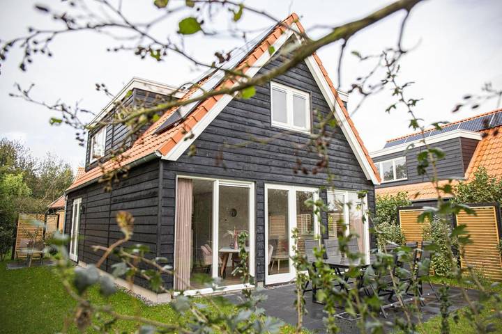 Ferienhaus für 6 Personen, mit Ausblick und Garten auf Texel
