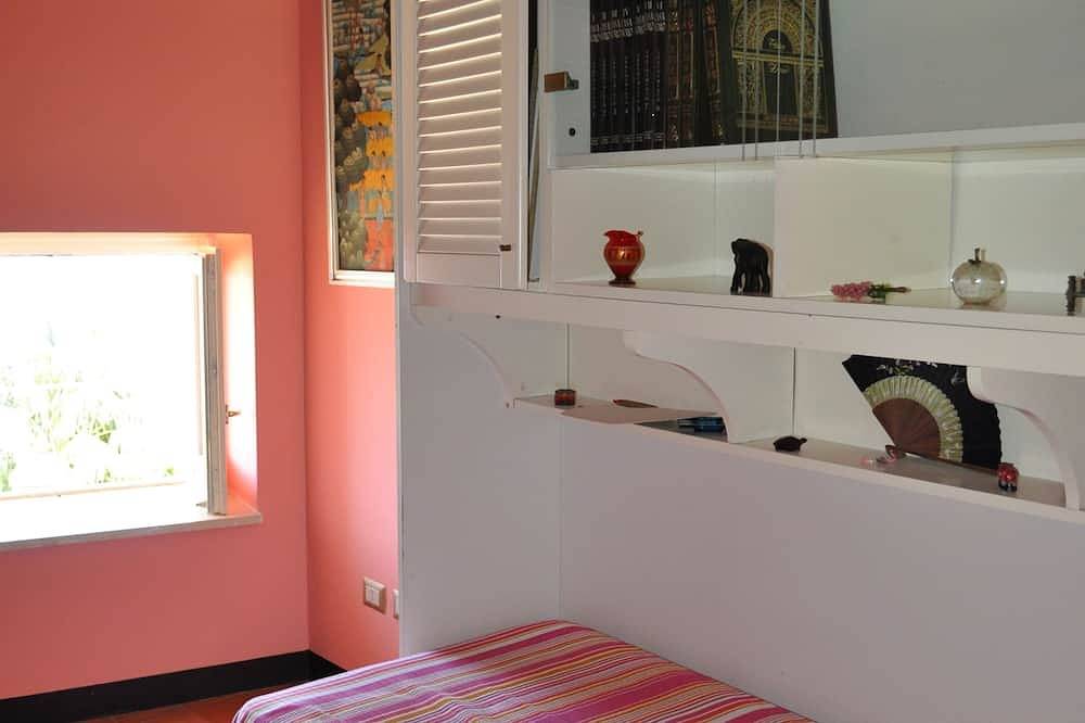 Entire apartment, Apartments of Villa Elizabeth A2 4 beds in Milazzo, Messina Province