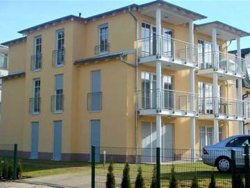 Ferienwohnung für 4 Personen, mit Garten und Balkon, kinderfreundlich in Ahlbeck