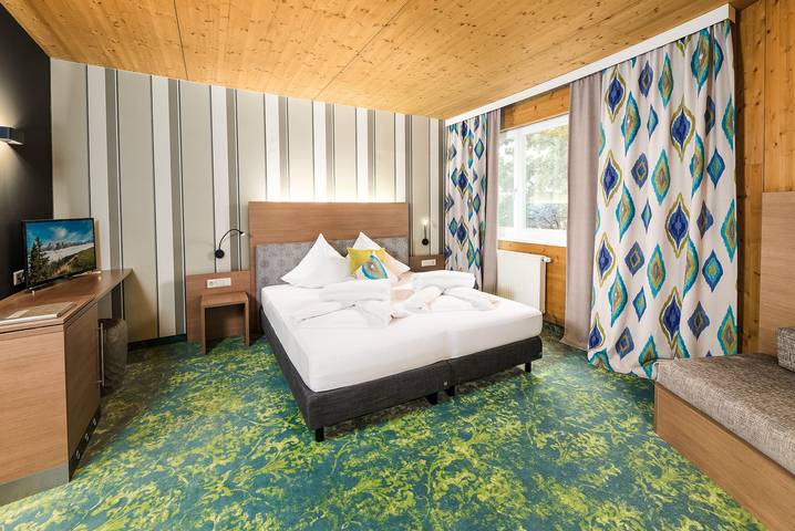 Doppelzimmer Superior mit Schlafsofa in Saalfelden, Saalfelden am Steinernen Meer