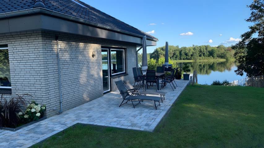 Ferienhaus für 12 Personen, mit Sauna und Seeblick sowie Garten in Holsteinische Schweiz - 3