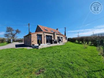 Gîte pour 6 personnes, avec jardin et terrasse à Gommegnies