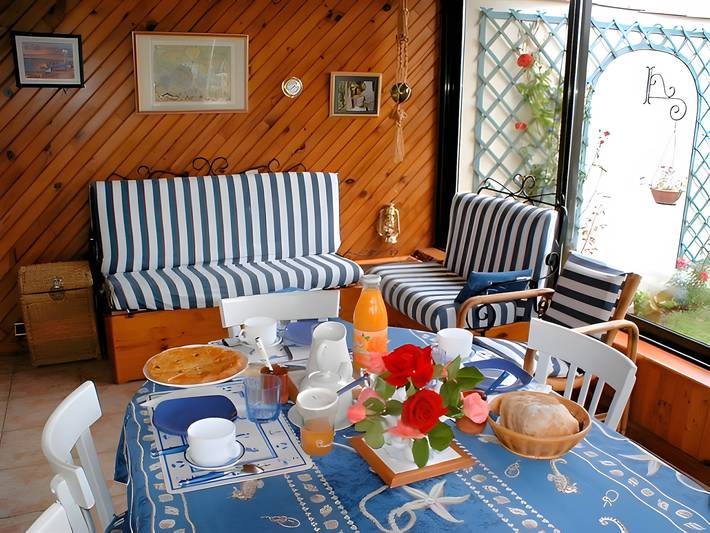 Location de vacances pour 3 personnes, avec jardin à Thairé - 2