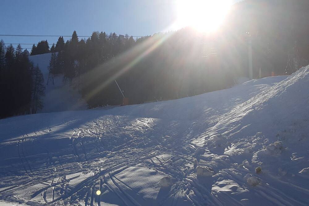 Ganze Wohnung, ❄️ La Plagne ❄️. Ski-in/Ski-out ⛷️. 6 ppl, 2 bdrms, 2 baths, 48m², balcony in La Plagne, Bellentre