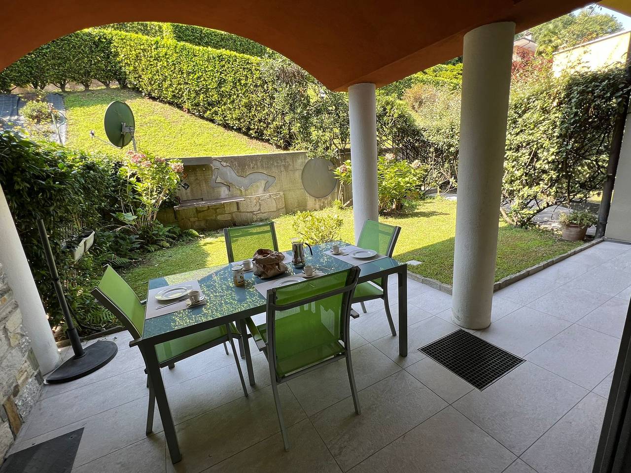 Ganze Wohnung, Verbano Boutique Apartment in Meina with lake view in Meina, Comune di Meina