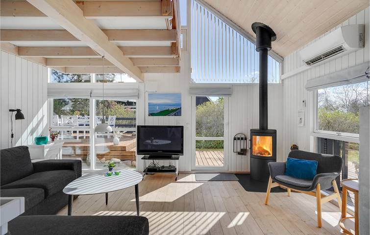 Ferienhaus für 6 Personen, mit Terrasse und Whirlpool sowie Garten und Sauna in Lyngsbæk Strand - 2