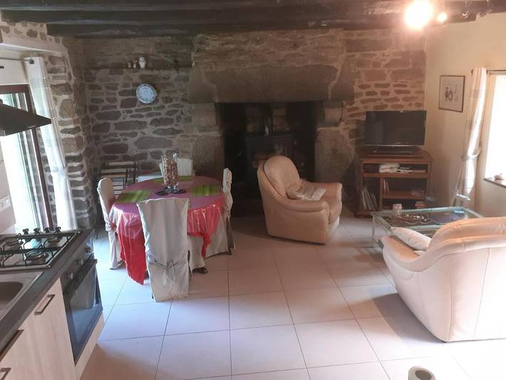 Location de vacances pour 4 personnes, avec terrasse à Saint-Gilles-Pligeaux - 2