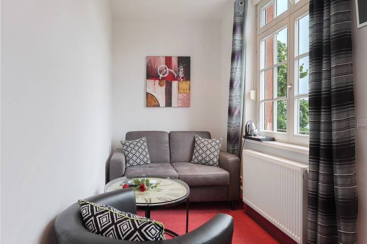 Chambre pour 4 personnes, avec jardin à Forbach