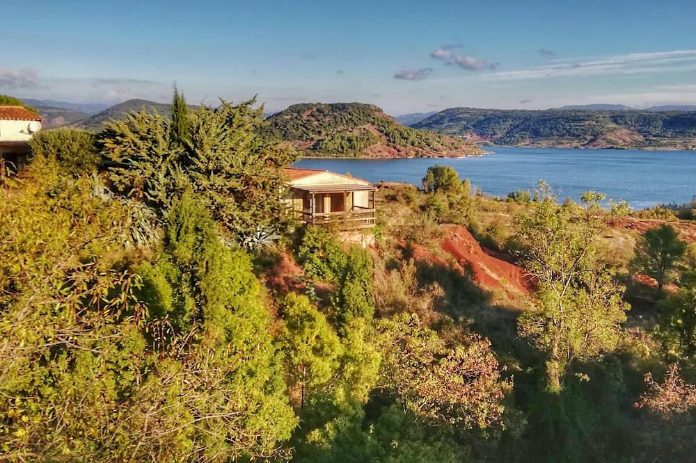 Appartement entier, Lac du Salagou : gîte 32 m2 - vue exceptionnelle in Liausson, Région de Lodève