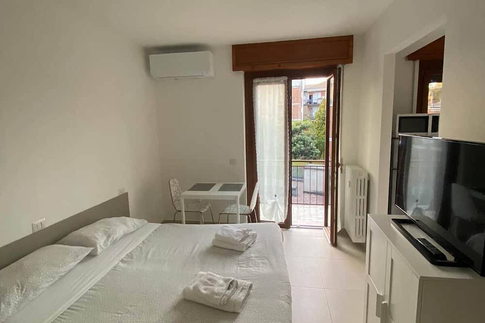 Appartamento intero, Mono Piccolo Erminia in Novara (Italia), Provincia di Novara