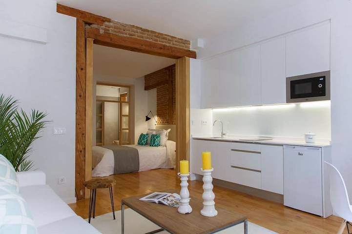 Apartamento entero, Cómodo apartamento de 1 dormitorio. A 2 minutos de Puerta del Sol. in Centro (Madrid), Madrid