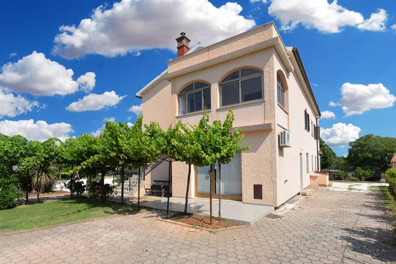 Geheel appartement, Vakantieappartement voor 5 personen met terras in Pula-Medulin, Ližnjan
