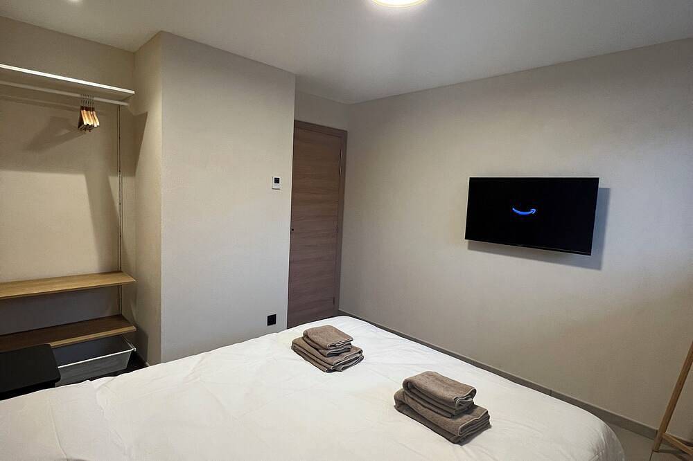 Entire apartment, Les Loges de Sainte-Anne - Apartment n°1 - 6 people in Saint-Michel-de-Maurienne, Saint-Jean-de-Maurienne region