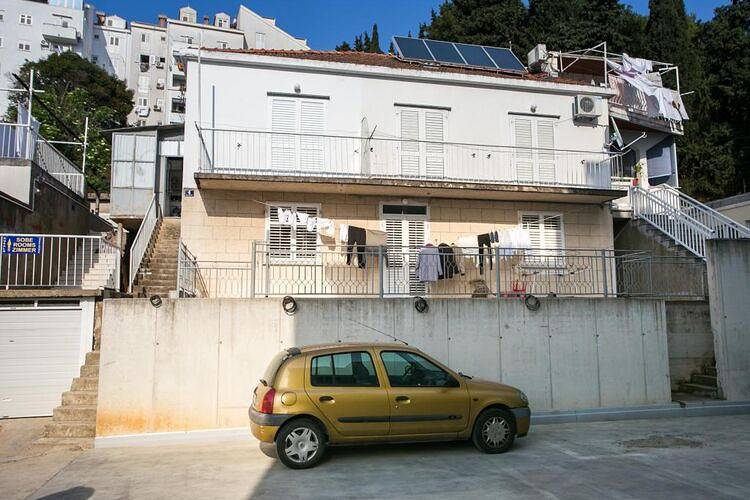 Ganze Wohnung, Guest House Kusalo- Double Room with Patio (Soba 2) in Dubrovnik, Grad Dubrovnik