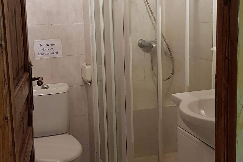 Apartamento entero, Gite de Mon Clocher Appartement 3ième Étage Avec Balcon Proche du Mercantour in Roquebillière, Nizza Region