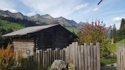 Chalet for 4 Guests in Adelboden, Canton of Bern, Picture 4