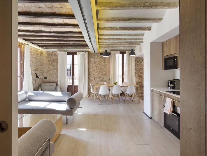 Ferienwohnung für 8 Personen, mit Balkon in Barcelona - 2