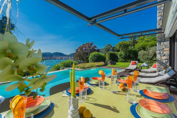 Ferienhaus für 8 Personen, mit Garten und Ausblick sowie Seeblick und Sauna, mit Haustier in Como - 4