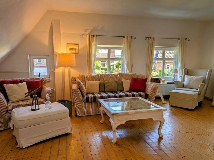 Ferienwohnung für 4 Personen, mit Garten und Balkon in Wustrow