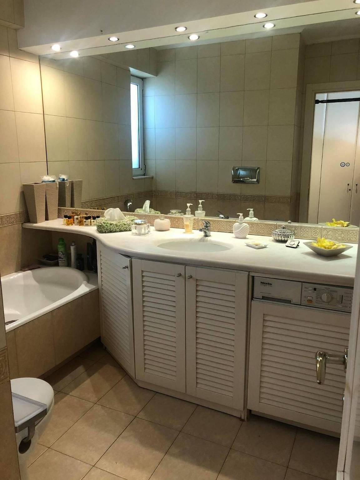 Hel lejlighed, Luxury Penthouse with Private Pool, Terrace, and Stunning Views in Central del af Athen, Athen