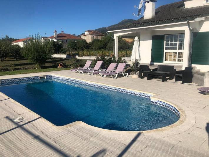 Location de vacances pour 10 personnes, avec piscine ainsi que vue et jardin dans Tondela - 4