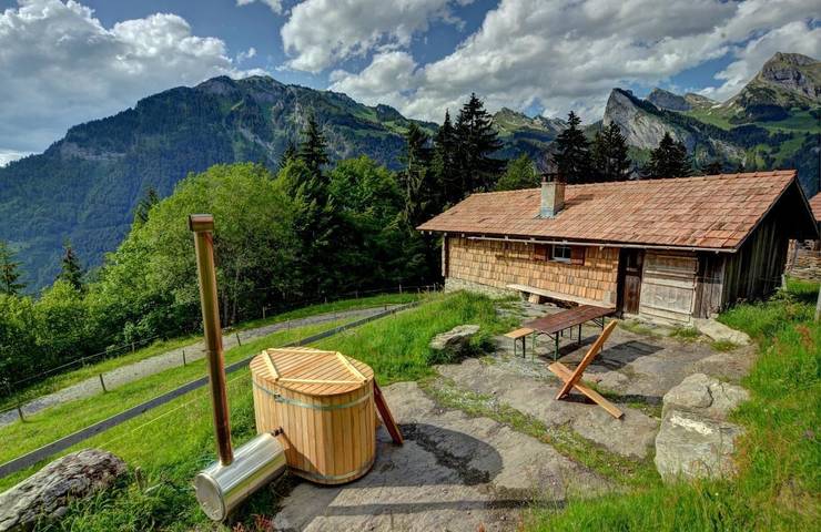 Hütte Alp Schneit für 2 Gäste / Ostern bis Oktober in Gündlischwand, Verwaltungskreis Interlaken-Oberhasli