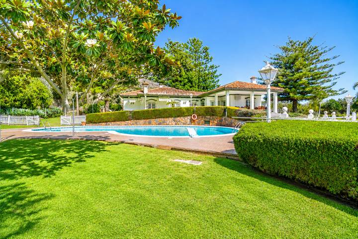 Villa for 15 people in Torremolinos