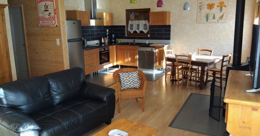 Gîte pour 4 personnes, avec jardin et terrasse dans Saint-Thiébaud