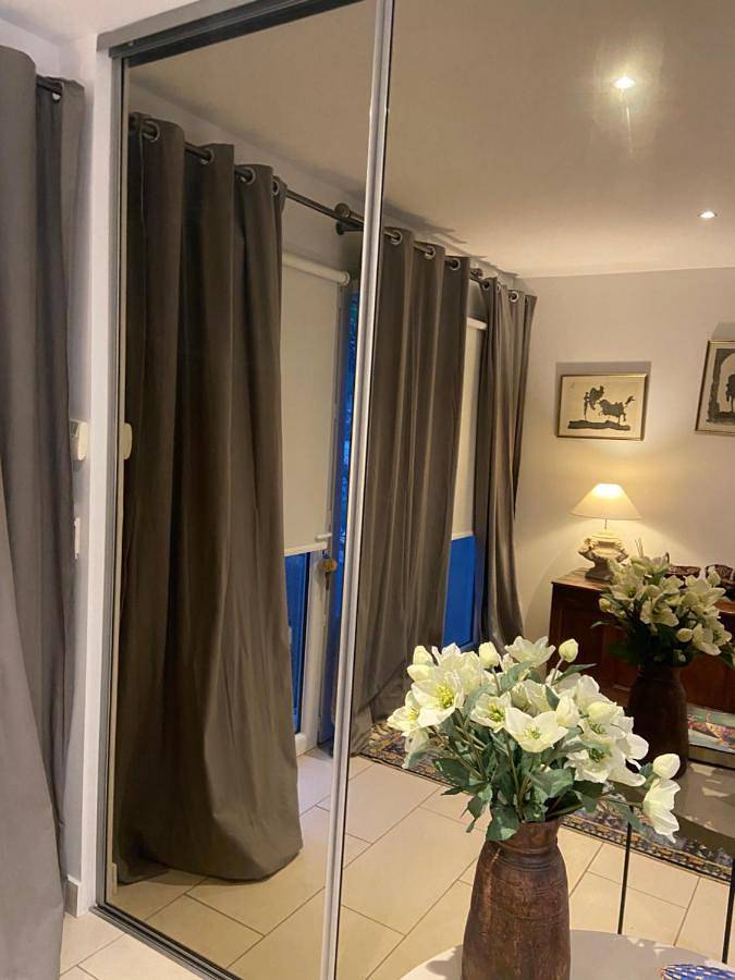 Double Room with Spa Bath in Mallemort, Région d'Arles