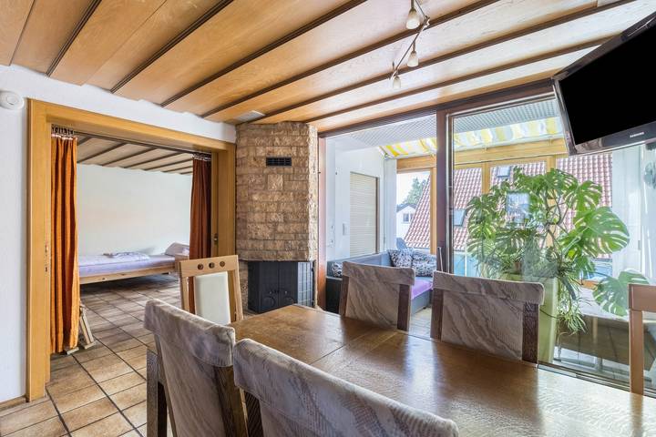 Appartement entier, "Handwerkertreff Und Ferienwohnung", avec terrasse, balcon et Wi-Fi in Wehingen, Étape 15 de l'Albsteig