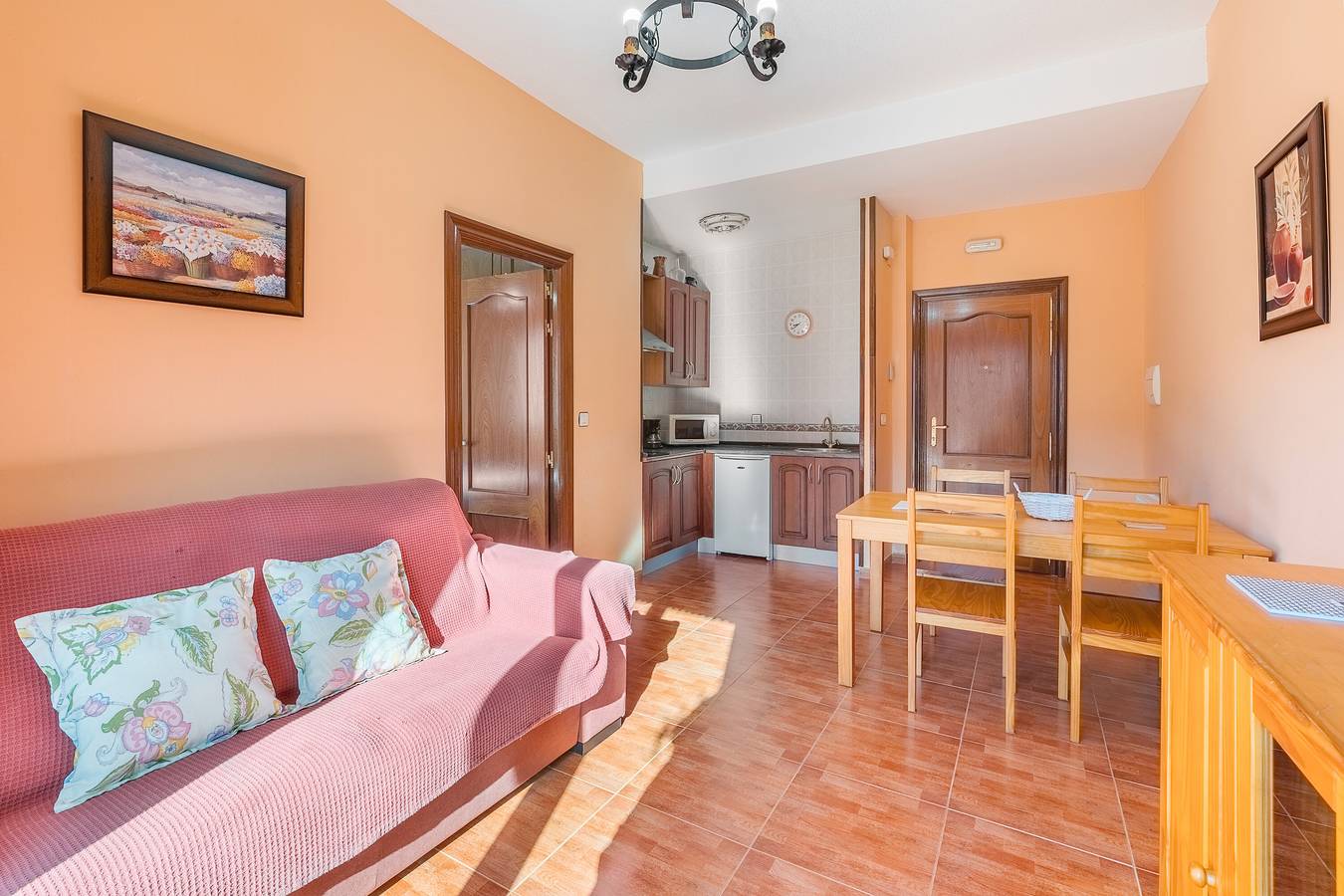 Apartamento entero, Apartamento 'Apartamento De 1 A 2 Personas' con balcón y Wi-Fi in Entorno de Sierra Nevada, Güejar Sierra