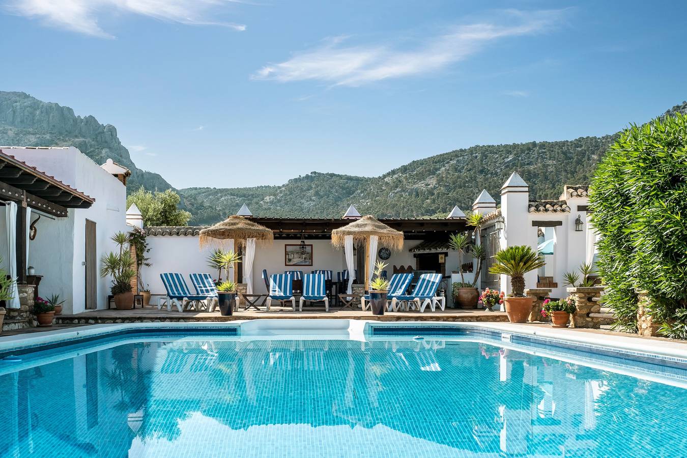 Retraite de luxe : 2 piscines, jacuzzi chauffé, Wi-Fi fibre gratuit et installations équestres in Villanueva del Trabuco, Province de Málaga