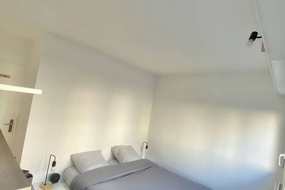 Apartamento entero, Modern apartment with 4 bedrooms 2 bathrooms in Saint-Herblain, Nantes region