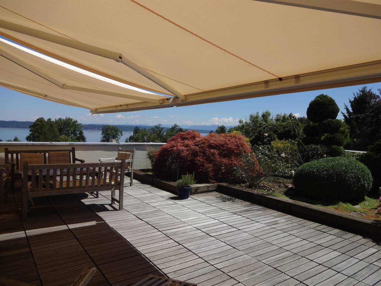 Ganze Ferienwohnung, Dachterrassen Ferienwohnung mit See- und Bergblick in Tutzing, Starnberger See