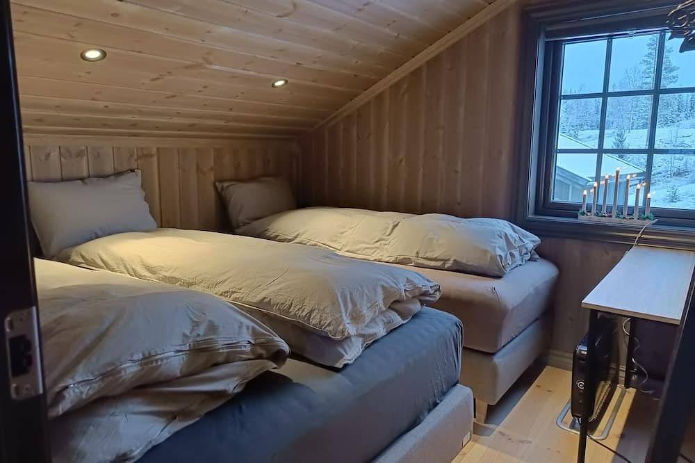 Luxury cabin /6 - 16 pers/Jacuzzi/1h from Oslo/30min from Osl✈ in Stange