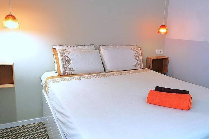 Ganze Wohnung, Strand erste Reihe - Voll ausgestattete Wohnung 3 Schlafzimmer 3 Bäder - Für 2 Familien in Platja de Ribes Roges (Vilanova i la Geltrú), Vilanova i la Geltrú