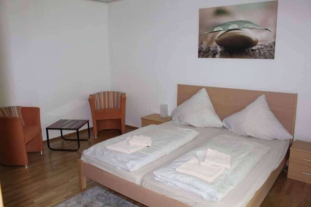 Ganze Wohnung, Großzügige Ferienwohnung \"Celin\" im Herzen des Pfälzer Waldes in Elmstein, Saar-Nahe-Bergland
