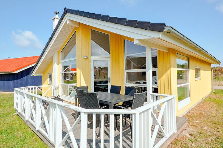 Ferienhaus für 6 Personen, mit Terrasse und Sauna in Großenbrode