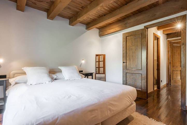 Casa Tarter in Gessa Town 10 pax in Gessa, Naut Aran