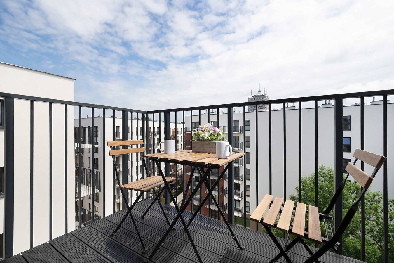Ganze Wohnung, Stylish Apartment with Balcony   Parking in Łódź, Region Lodz