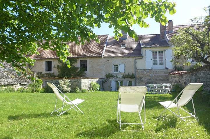 Gîte pour 5 personnes, avec Jardin