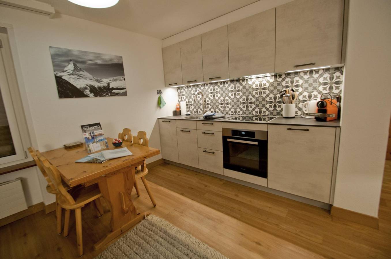 Ganze Wohnung, Ferienwohnung für 4 Personen mit Terrasse in Zermatt, Walliser Alpen