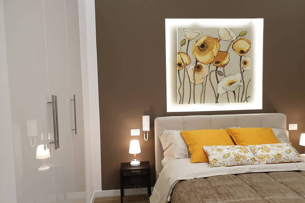 House with pool in Pompei, Nationalpark Vesuv