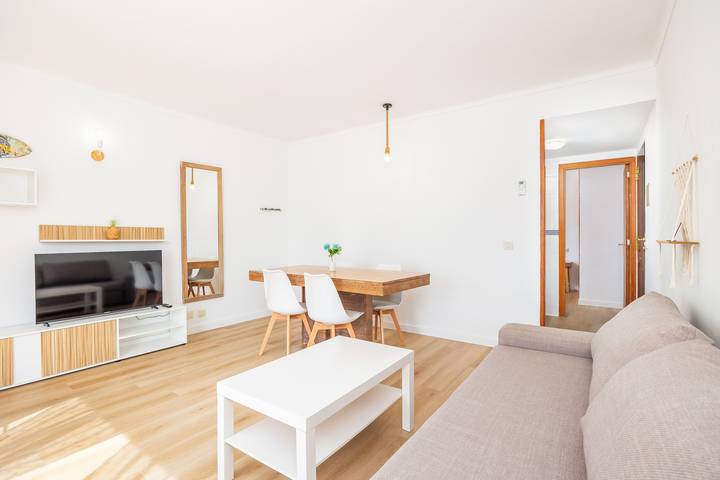 Ganze Wohnung, Ferienwohnung „Felipe 2-5“ mit Terrasse & Gemeinschaftspool (Touristensteuer inkl.) in Cala d'Or, Santanyí