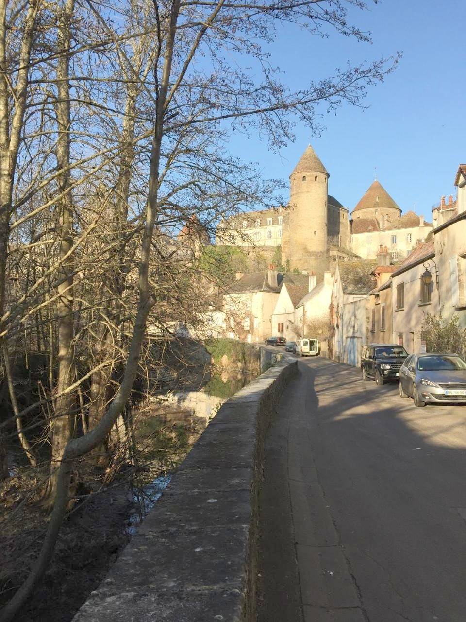 Etape du Pont Pinard in Semur-en-Auxois, Région de Montbard