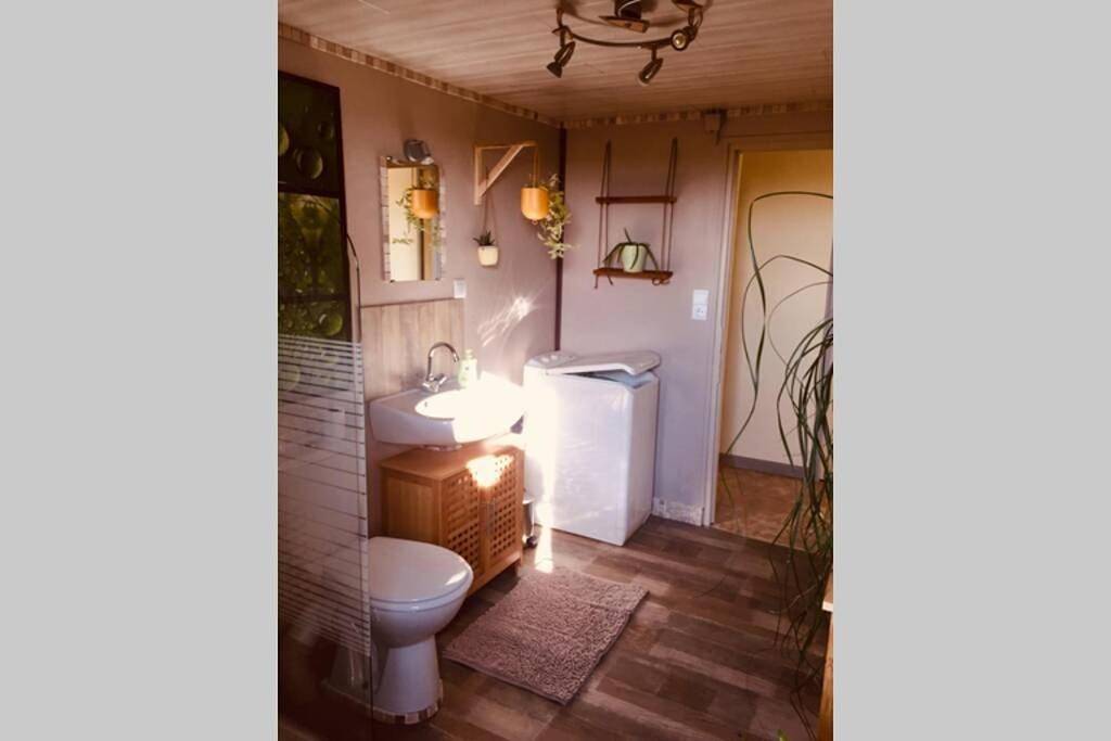 Appartement entier, One-Bedroom Apartment in Gevrey-Chambertin, Région de Dijon