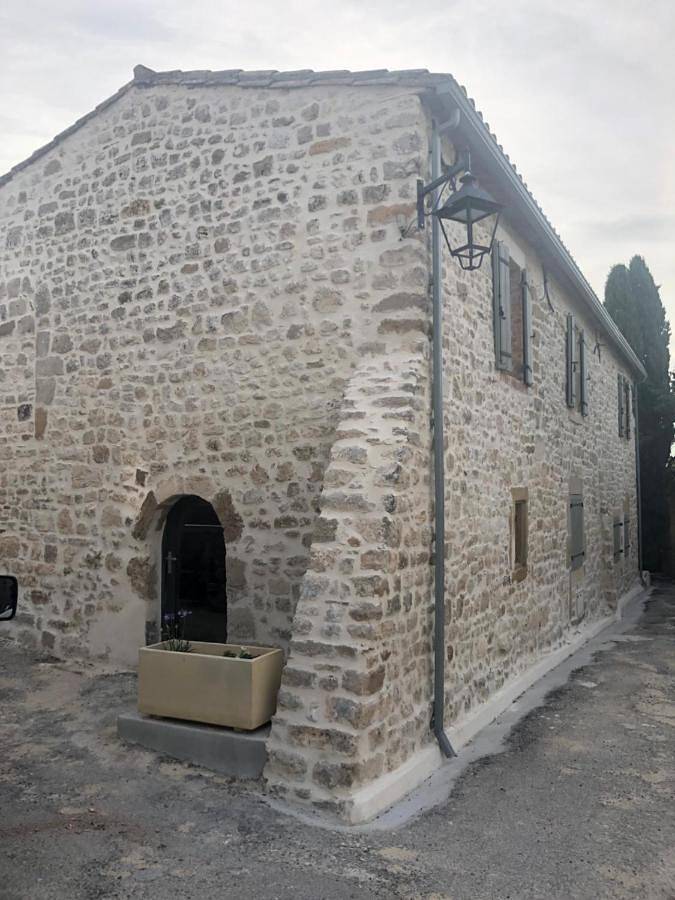 Three-Bedroom House in Garrigues-Sainte-Eulalie, Région de Nîmes