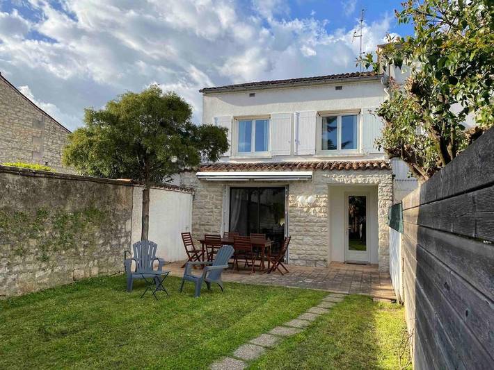 Appartement de vacances pour 5 personnes, avec jardin et terrasse